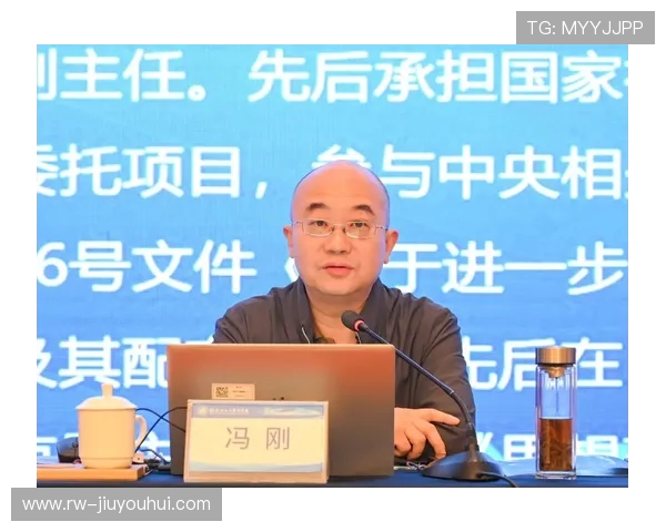 围绕杨博文桌面足球的创新玩法与校园竞技发展探索趋势研究解析篇